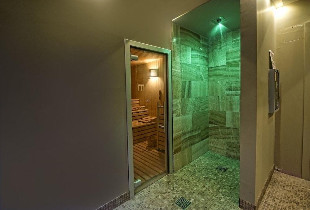Main Palace Hotel ロッカルメーラ エクステリア 写真